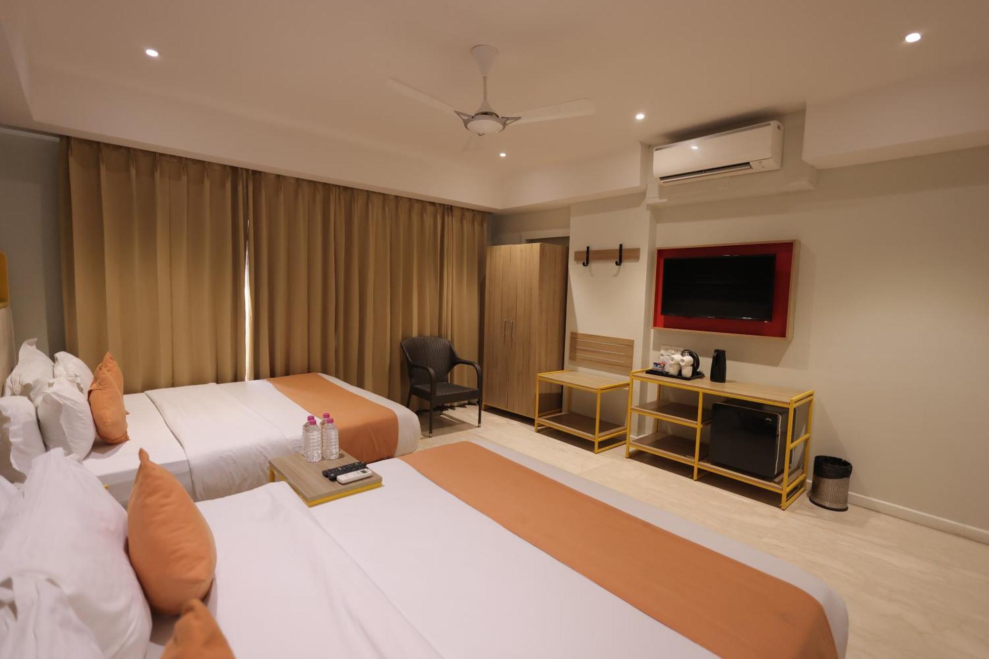 Phoenix - Unmatched Comfort Udaipur Exterior foto